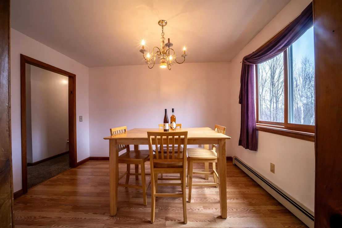 Photo of 450 Upper Birch