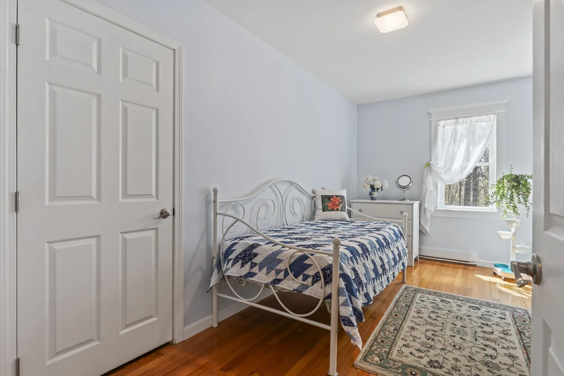 Photo of 80 Maple