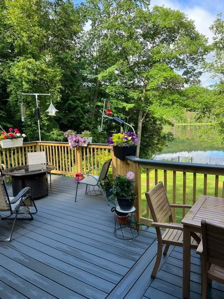 Photo of 215 Stocker Pond