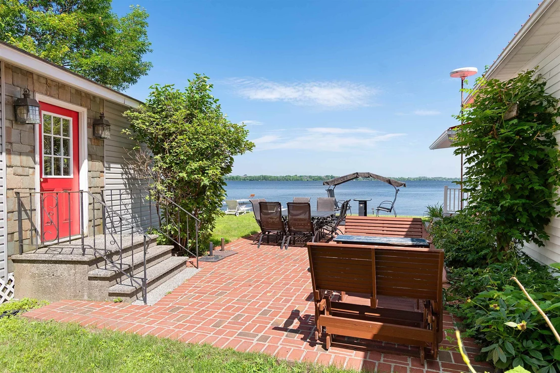 Photo of 43 Sandy Point