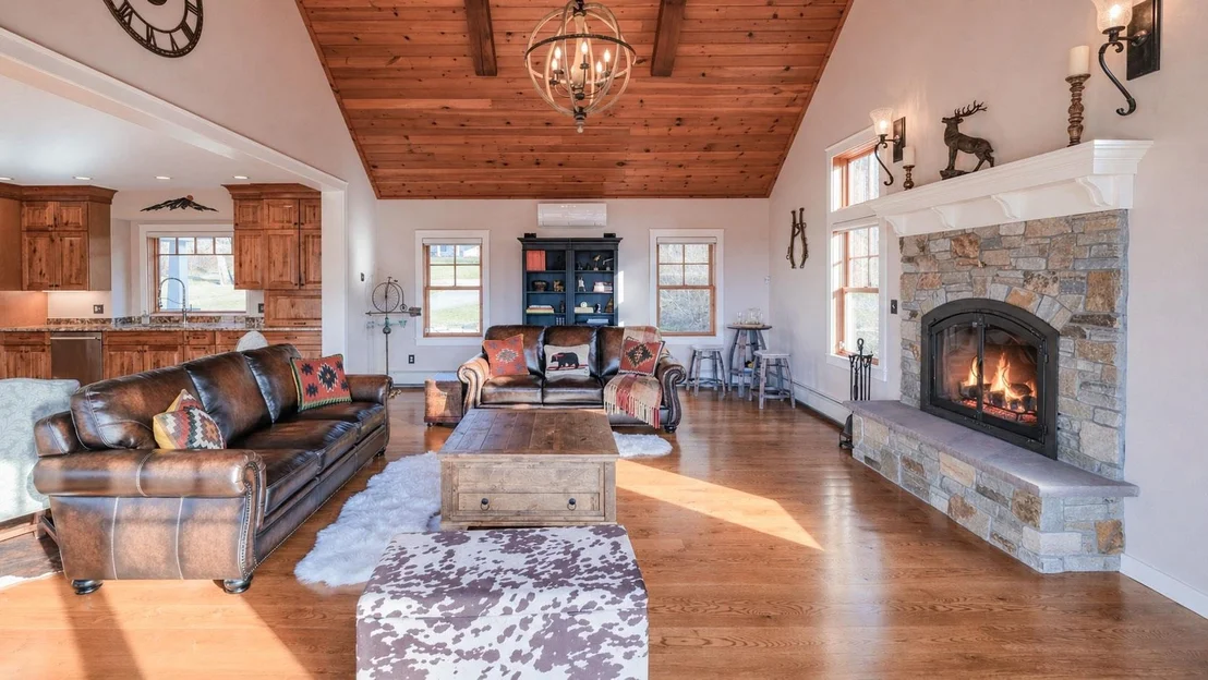 Photo of 42 Deerfield