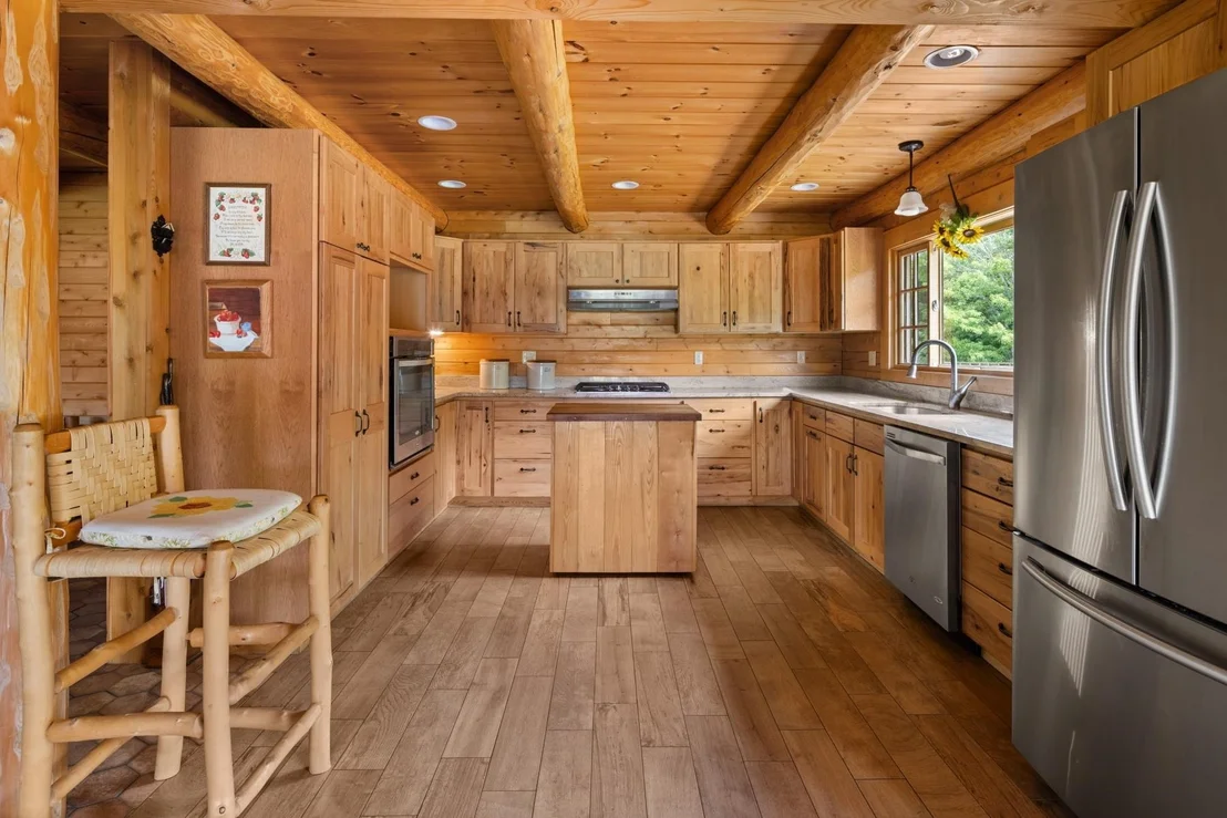 Photo of 611 Whitcomb Island