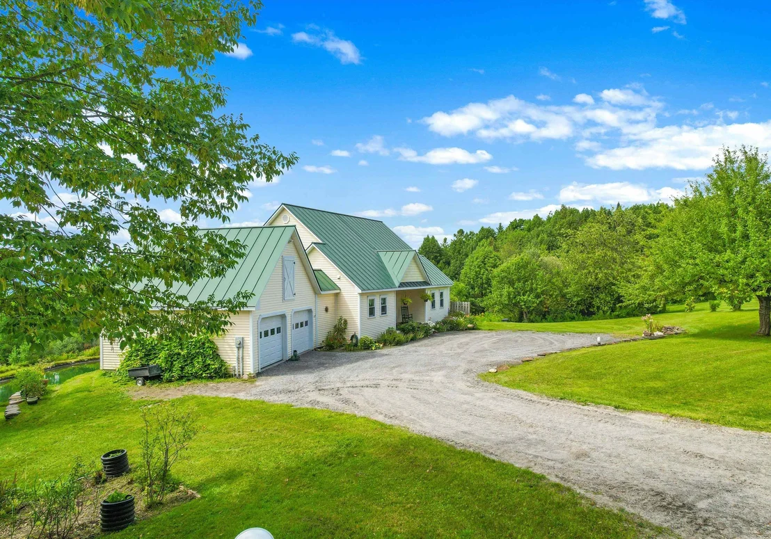 Photo of 408 Dubray