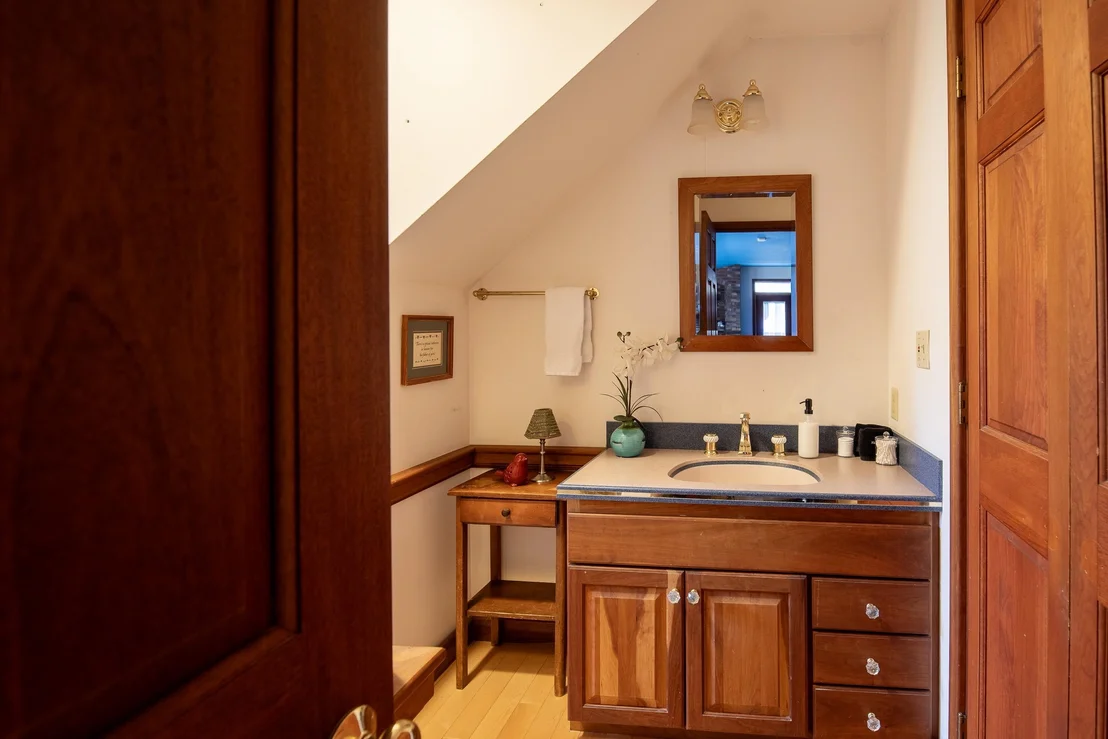 Photo of 838 Cricket Hill
