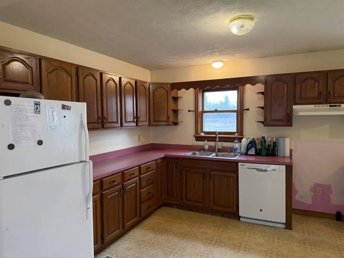 Photo of 2459 Highgate
