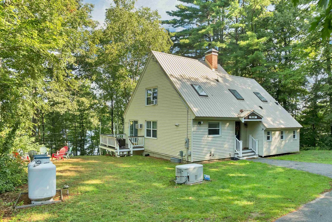 Photo of 10 Lakeview