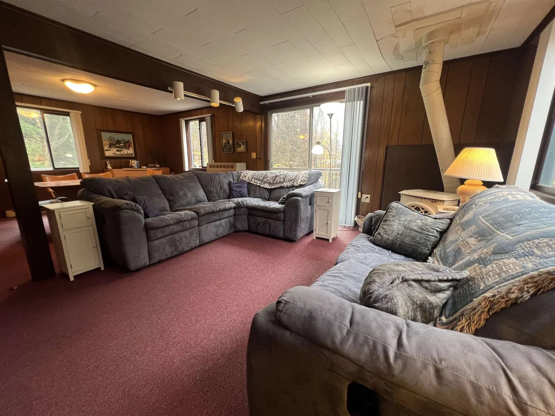 Photo of 40 Ellis Brook