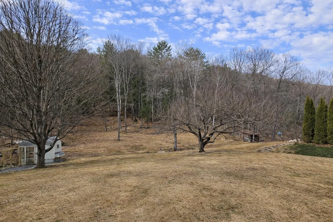 Photo of 692 Old Walpole