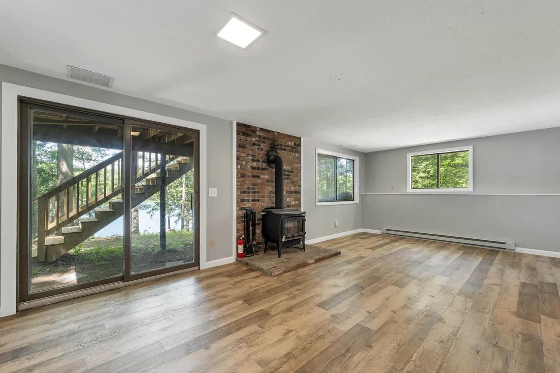 Photo of 309 Stocker Pond