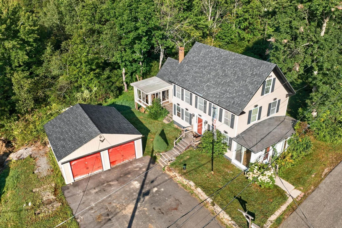 Photo of 11 Old Towne