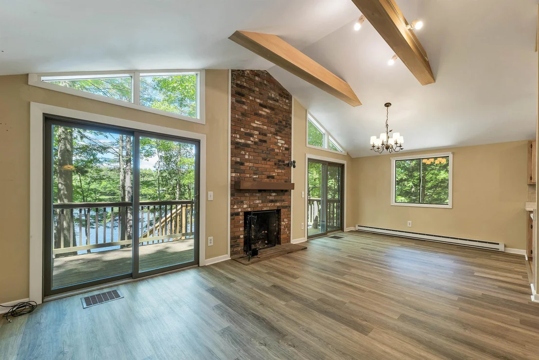 Photo of 309 Stocker Pond
