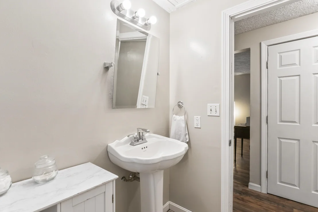 Photo of 35 Buttonwood
