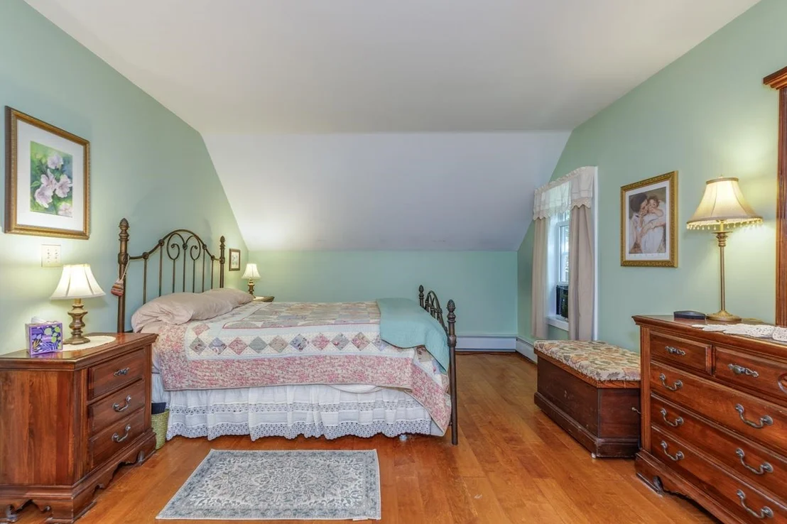 Photo of 14 Fieldstone