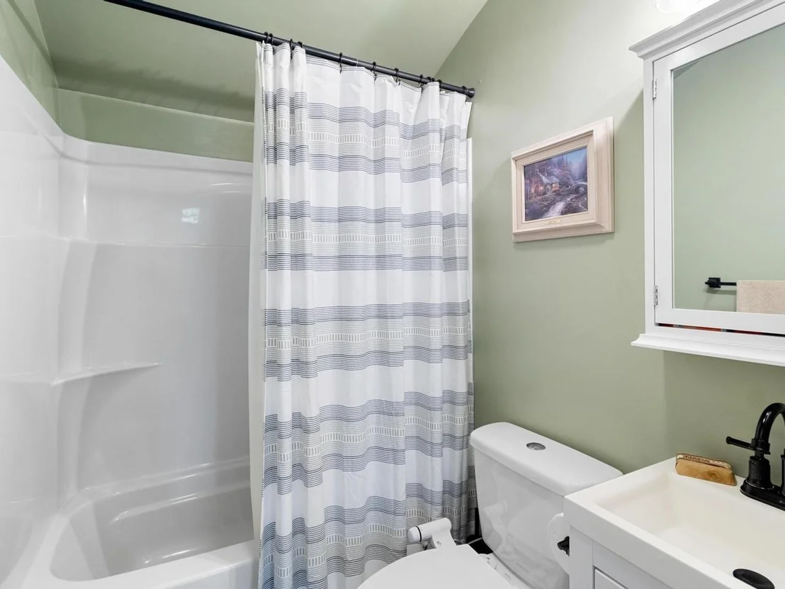 Photo of 3687 Oak Hill