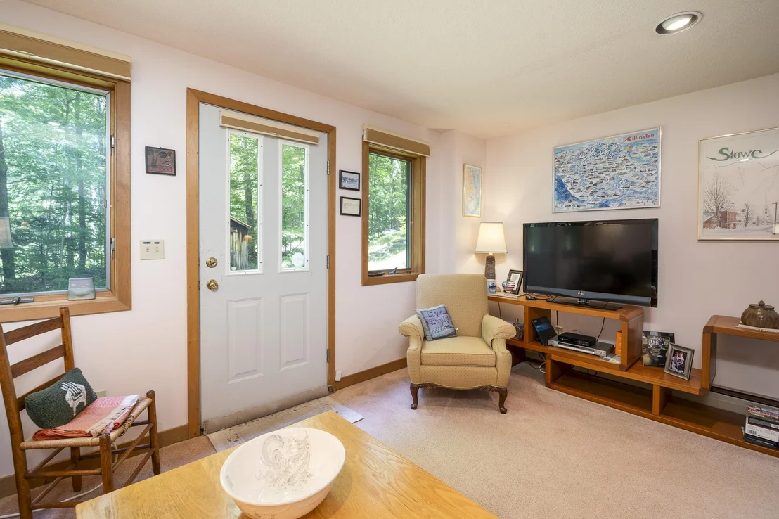 Photo of 176 Doubleday Hill