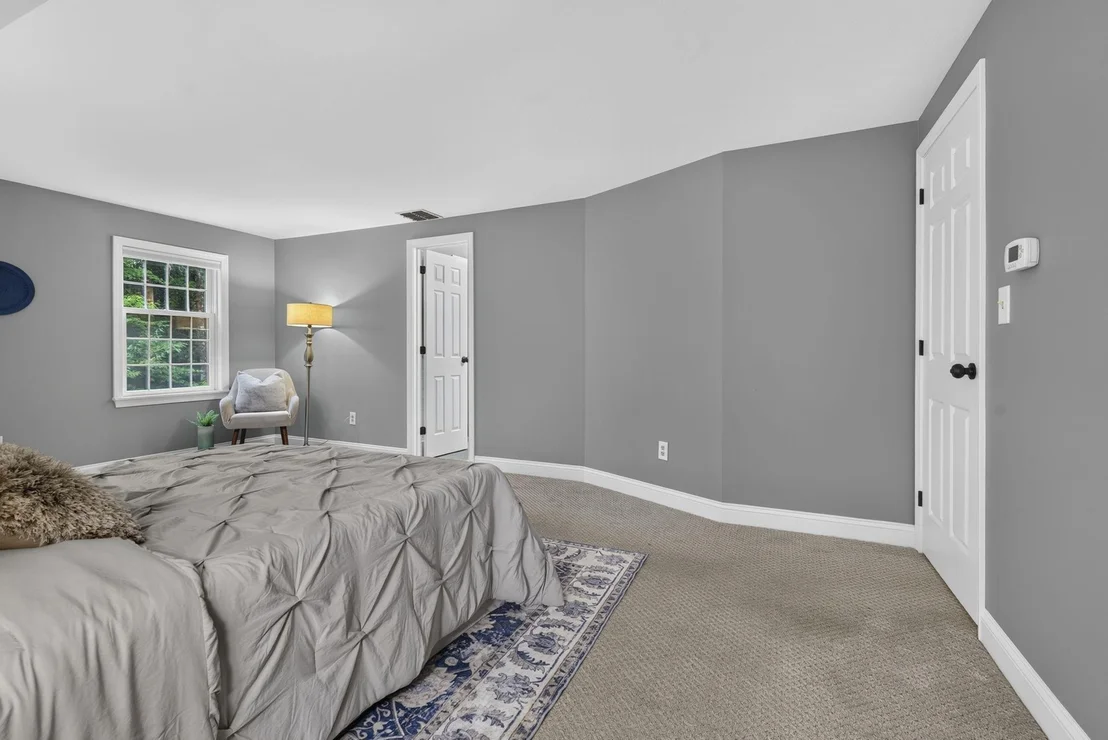 Photo of 14 Fieldstone