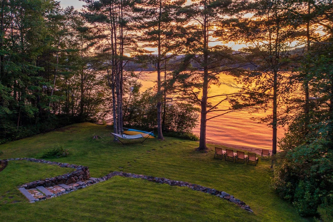 Photo of 11 Squamasee