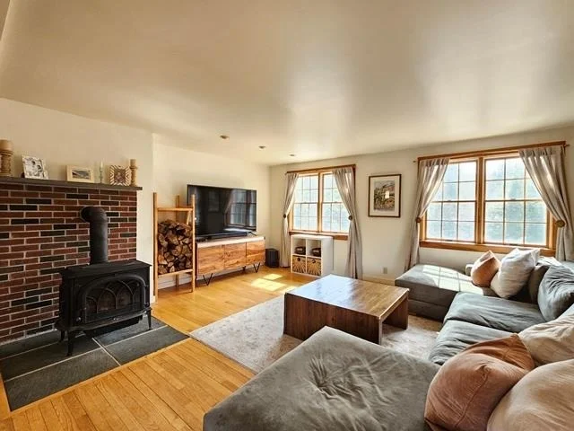 Photo of 192 Apple Hill