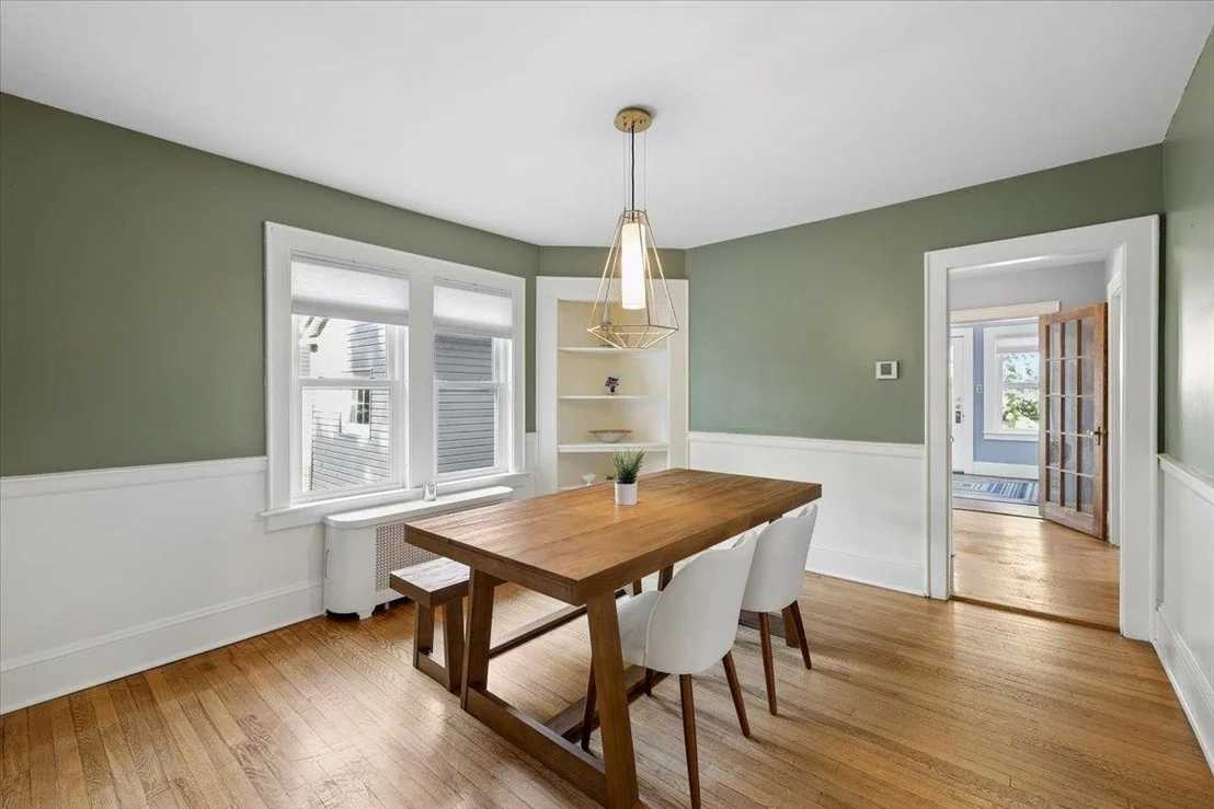 Photo of 838 Maple