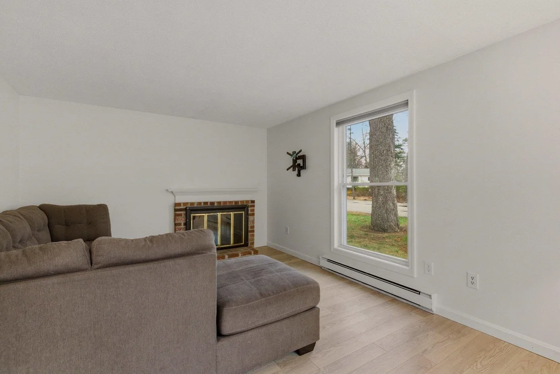 Photo of Unit 4 at 4 Hemlock