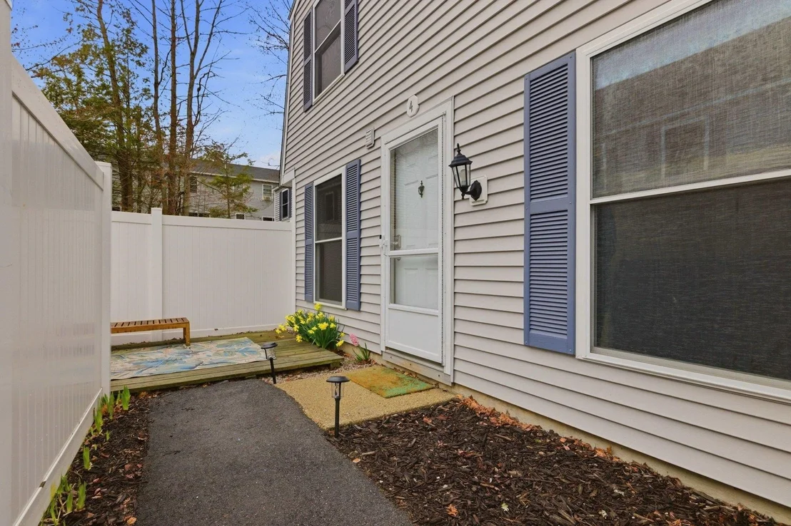 Photo of Unit 4 at 4 Hemlock