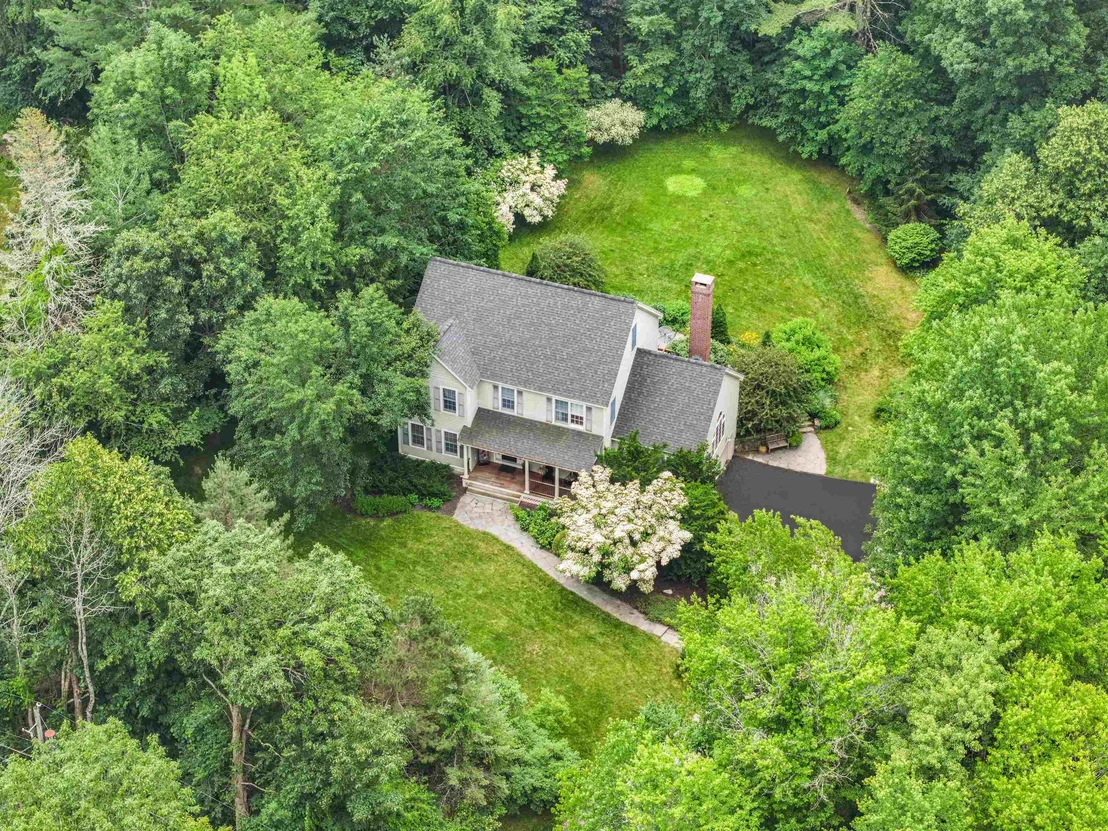 Photo of 221 Piscassic
