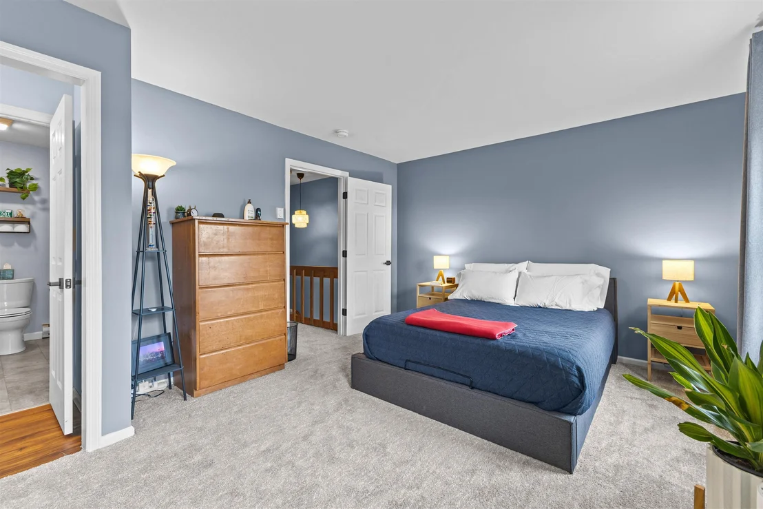 Photo of 423 Westview