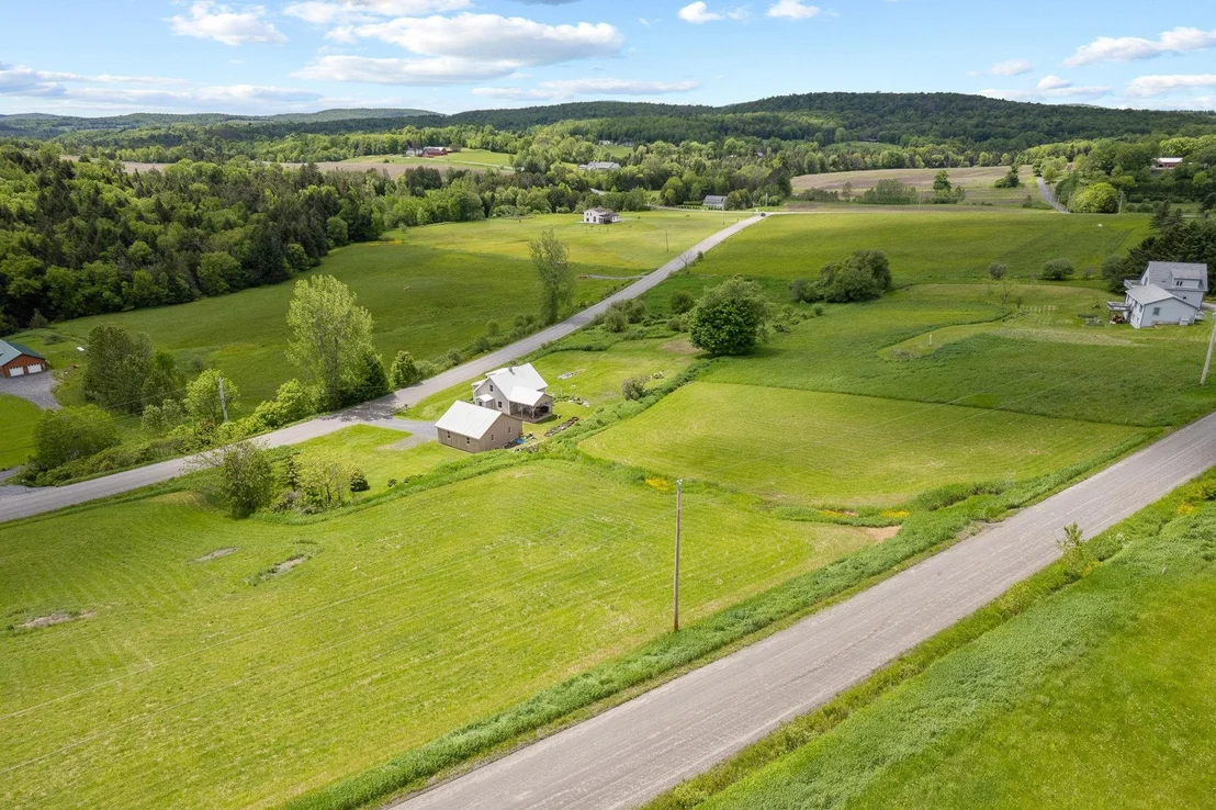 Photo of Unit LOT3 at 00 Upper Usle