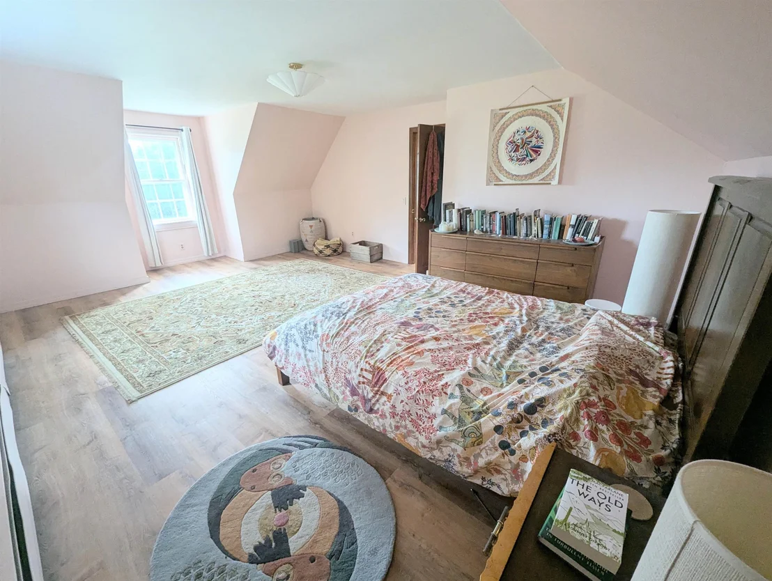Photo of 3954 West Barnet