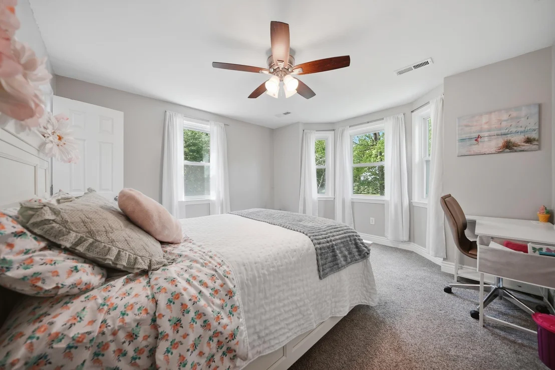 Photo of 7 Stony Point
