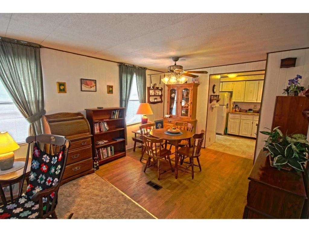 Photo of 28 Oak Hill