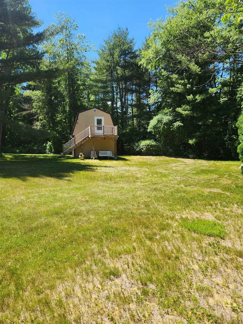 Photo of 253 Back Ashuelot