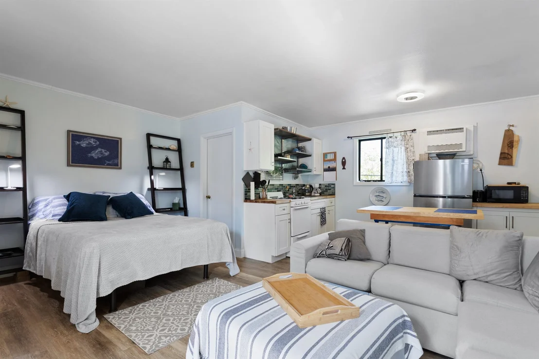 Photo of Unit 26 at 933 Ocean