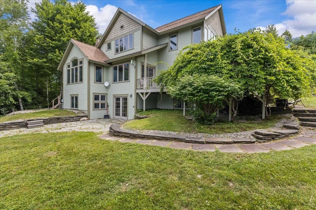 Photo of 340 Worcester Ridge