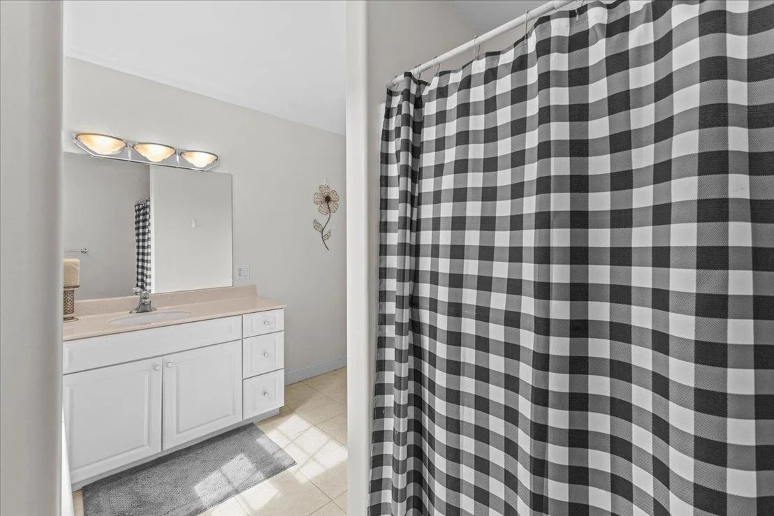 Photo of 413 Hibbard