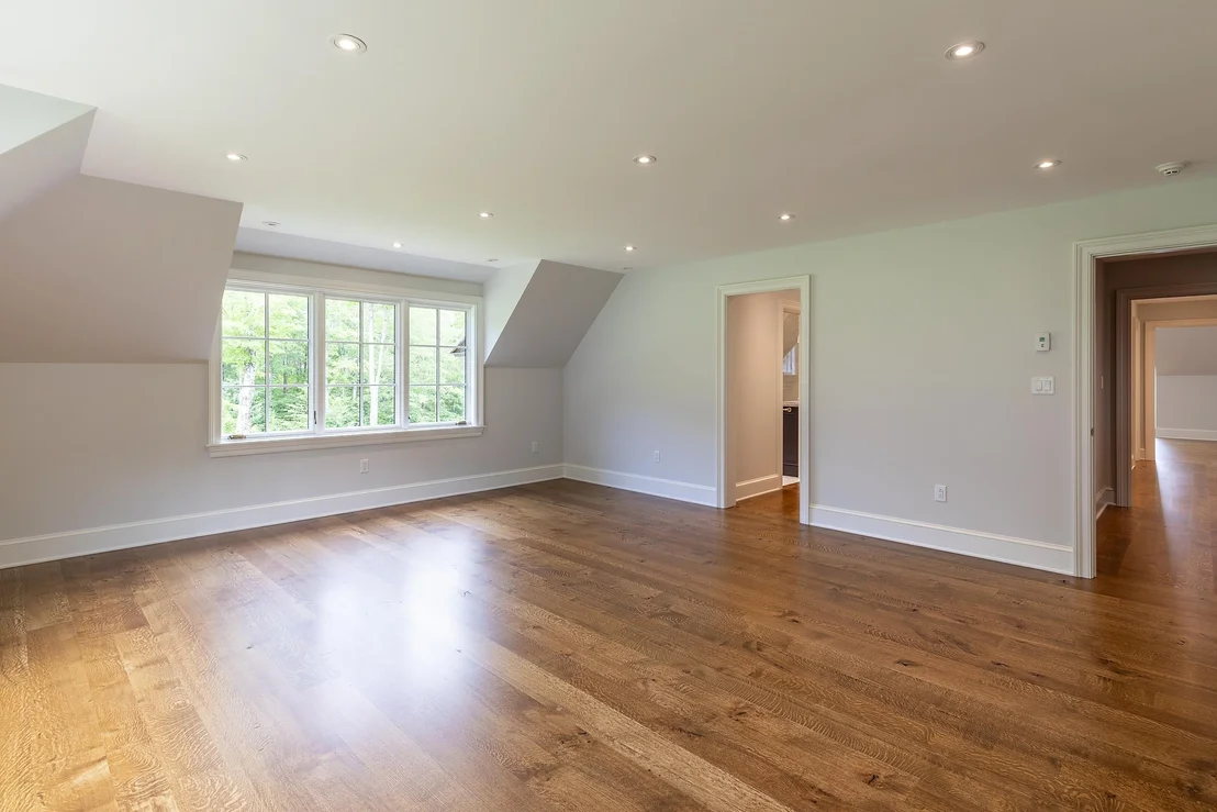 Photo of 551 West Fields