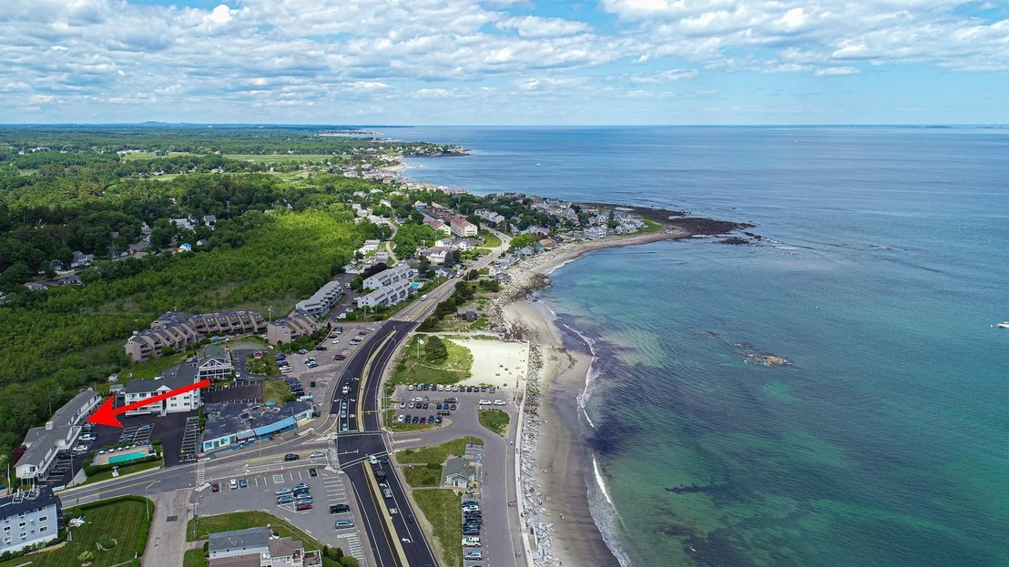 Photo of Unit 11 at 933 Ocean