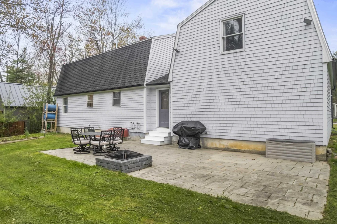 Photo of 35 Buttonwood