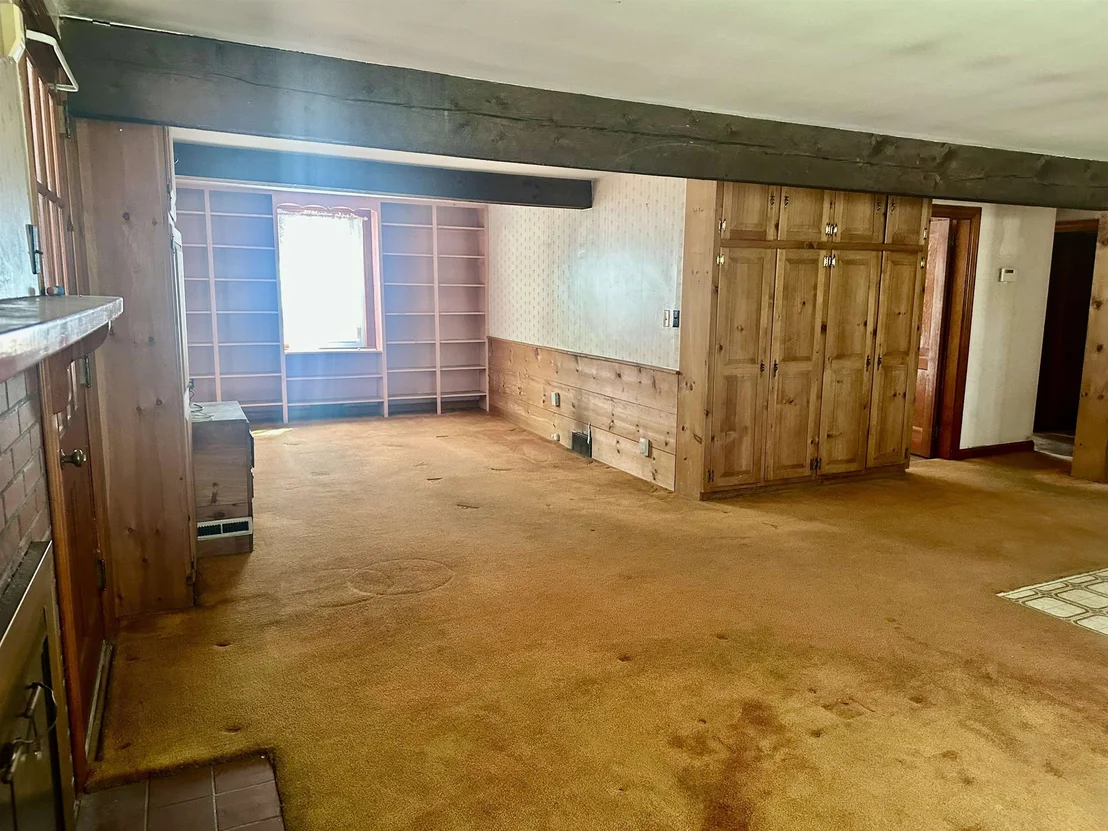 Photo of 1188 Valley
