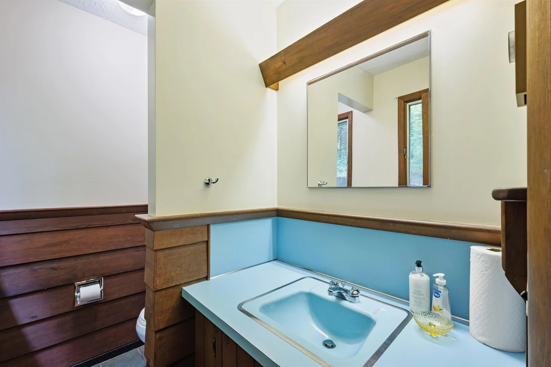 Photo of 153 Eagle Rock
