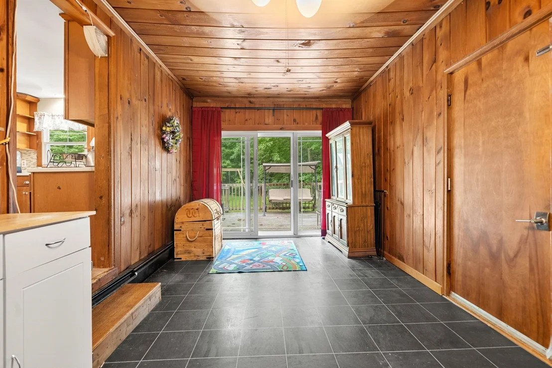 Photo of 6 Juniper