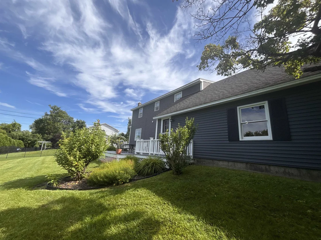 Photo of 20 Edgewood