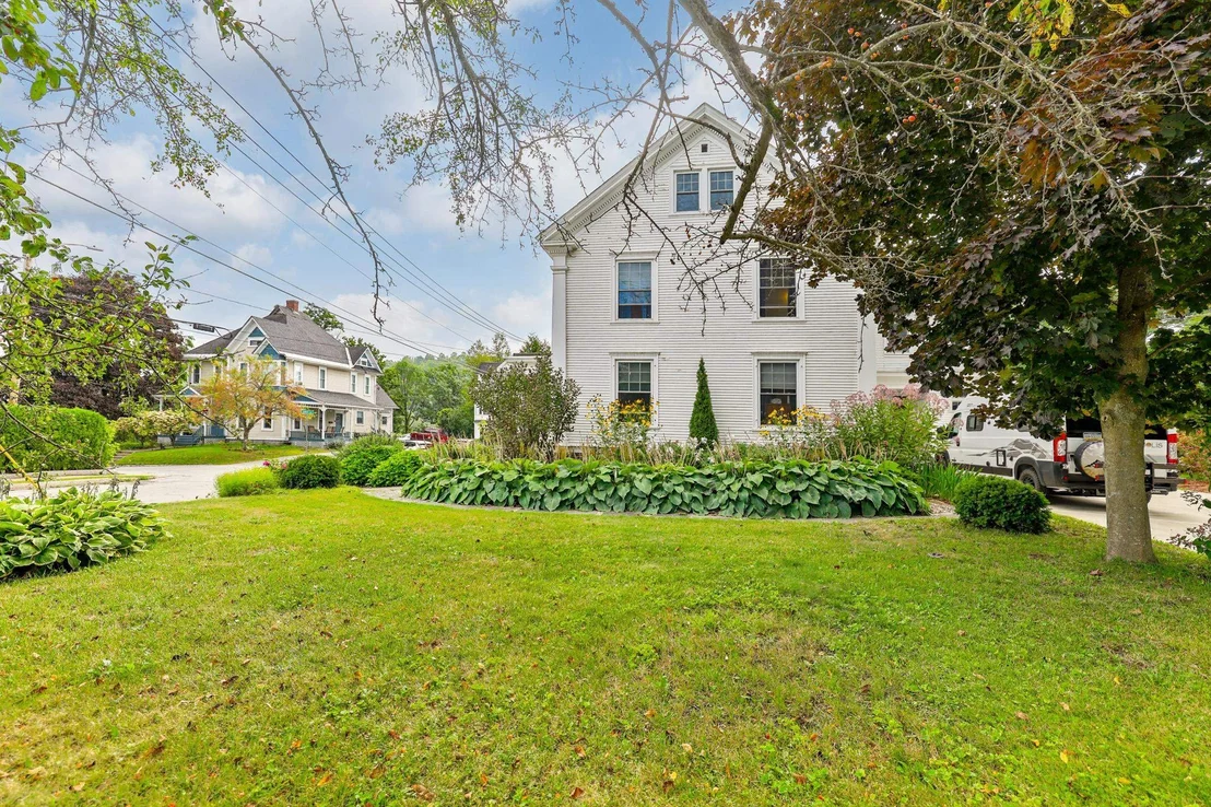 Photo of 152 Second