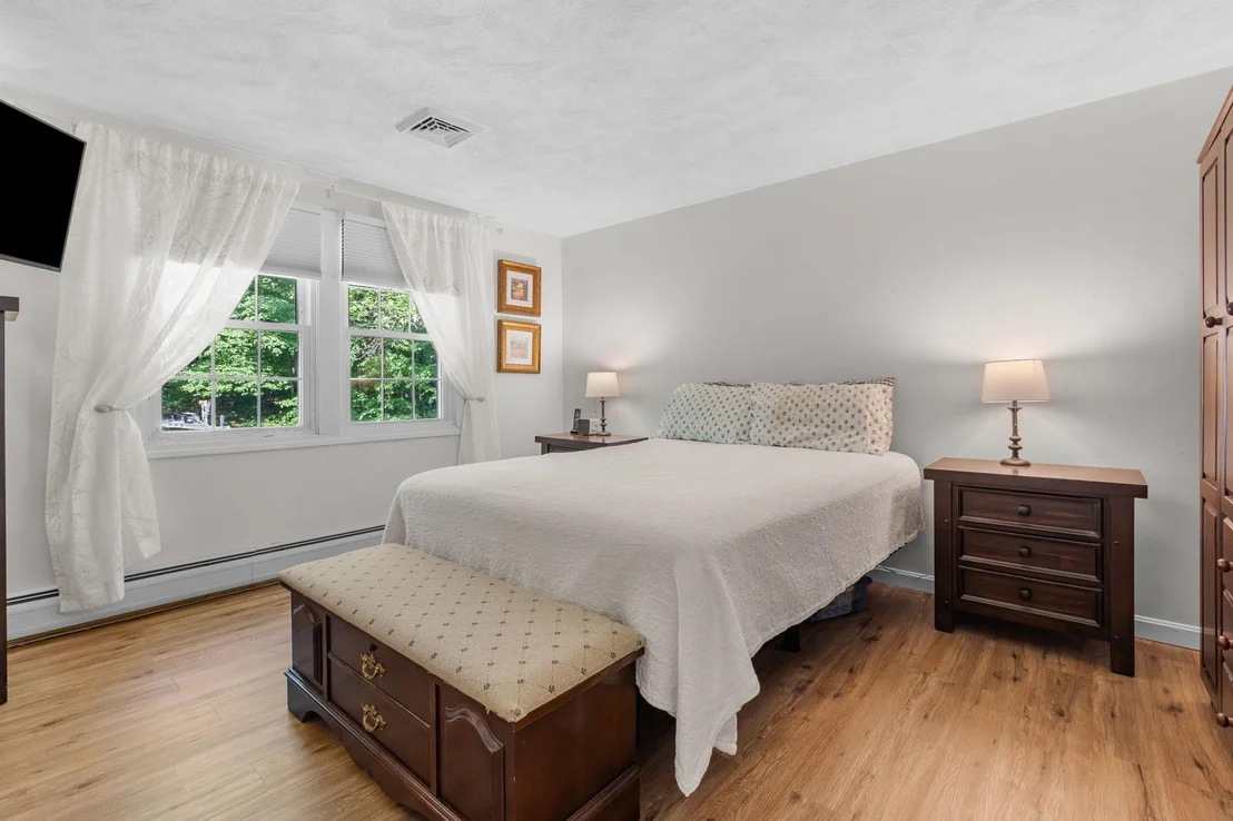 Photo of 21 Emerald