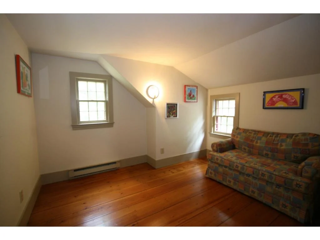Photo of 49 Russell