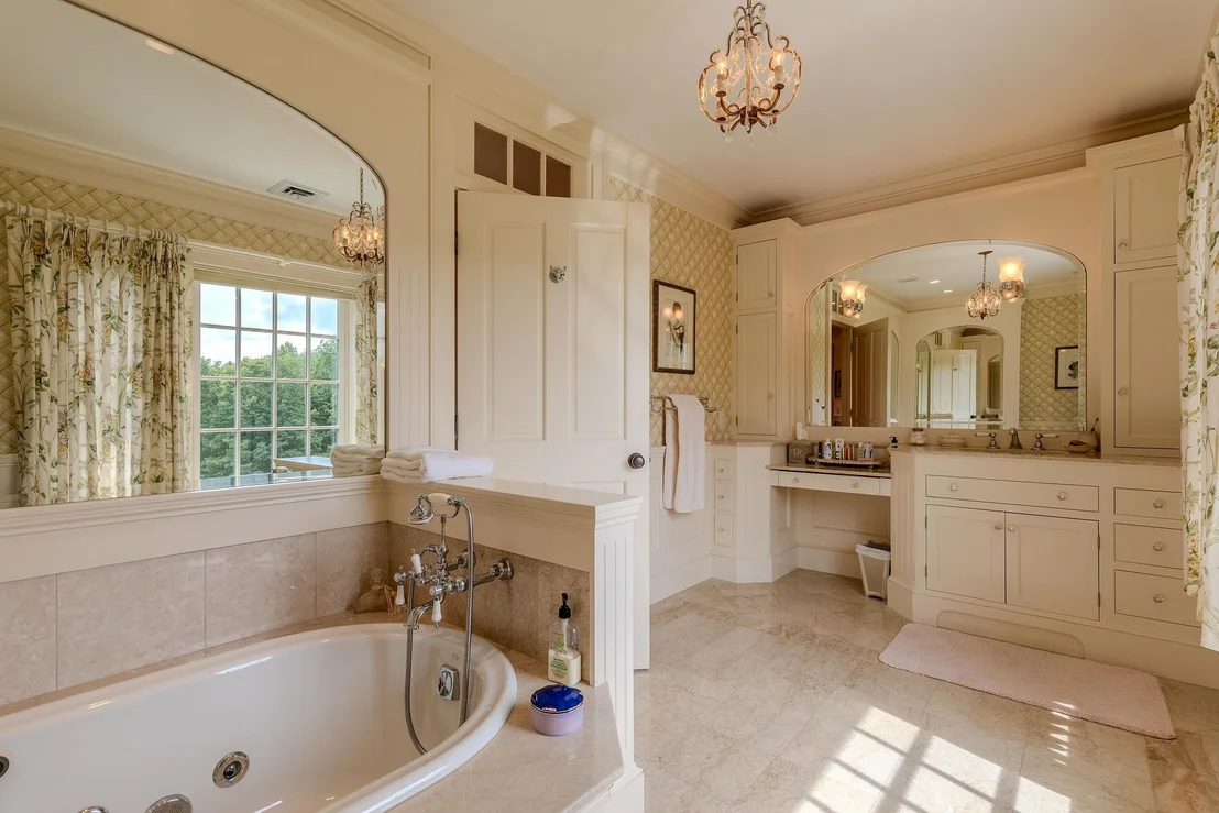Photo of 325 Twin Willows