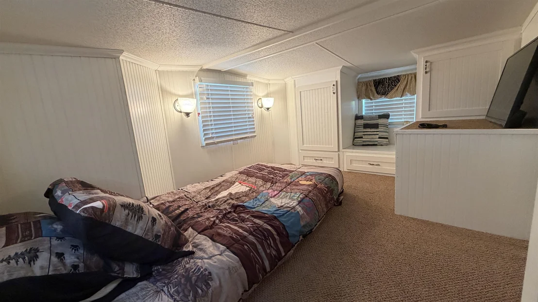 Photo of 77 Brookside