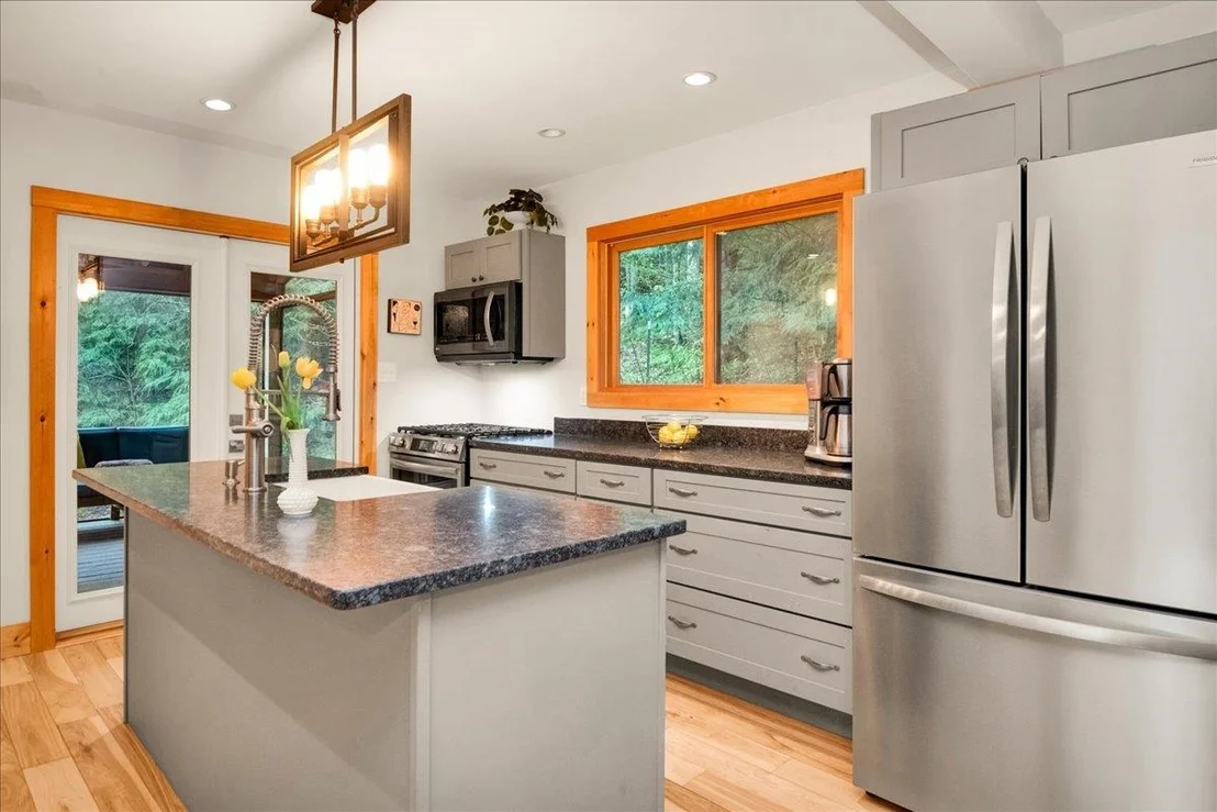Photo of 204 Pike Hill