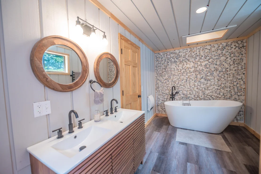 Photo of 15 Bears Den