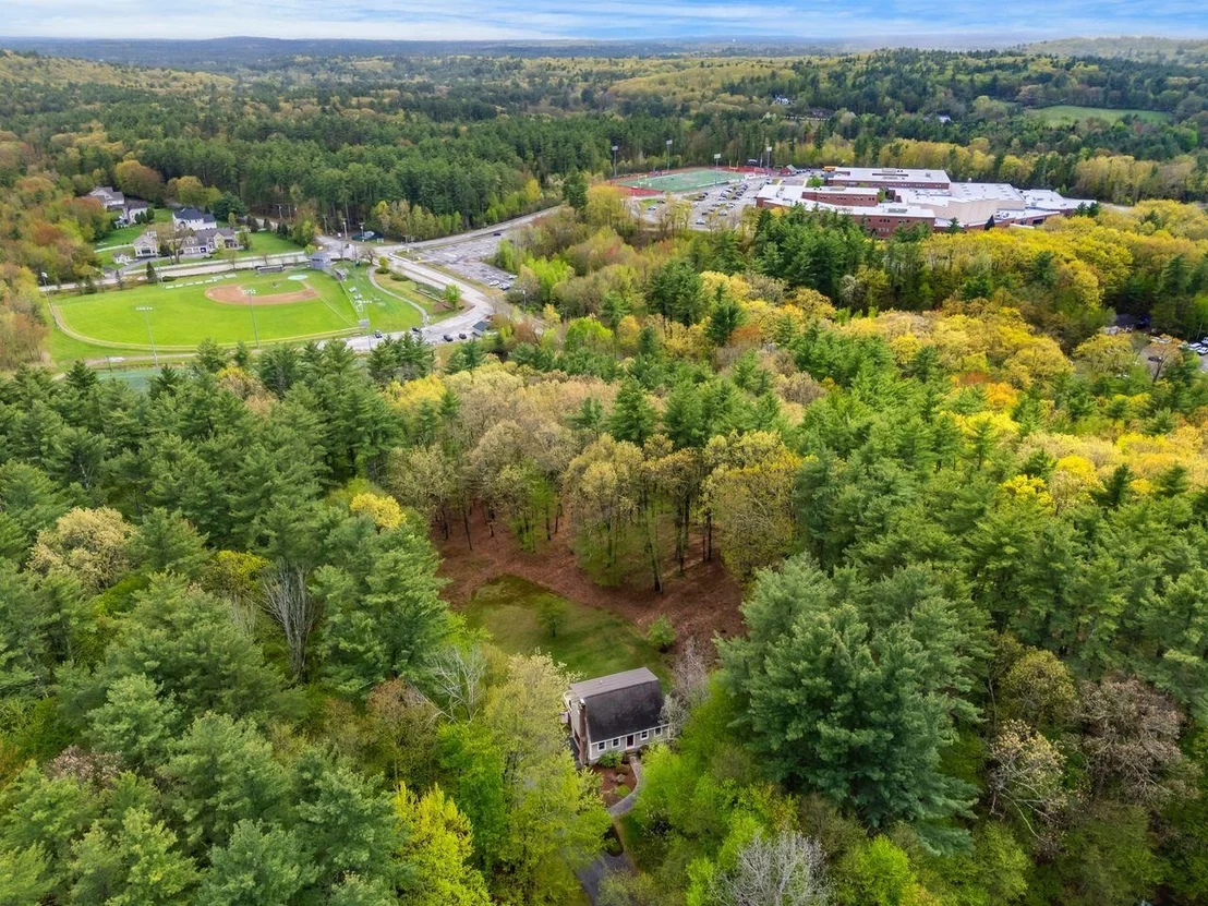 Photo of 46 Pinecrest